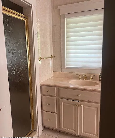 27 Richmond Ave — Photo 8