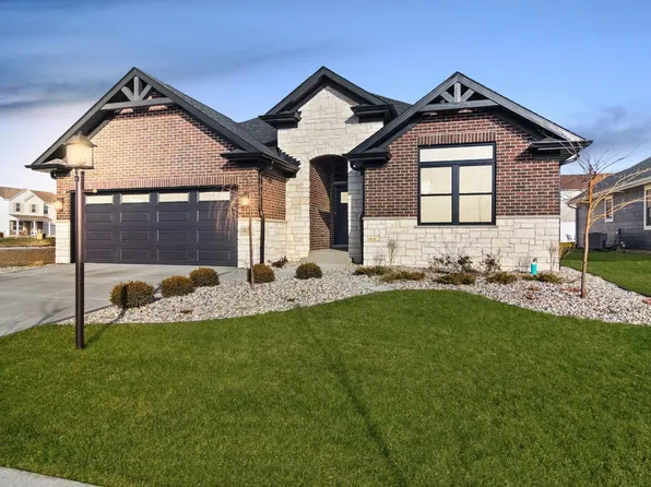 14032 Blue Sky Ct, Dyer, IN 46311