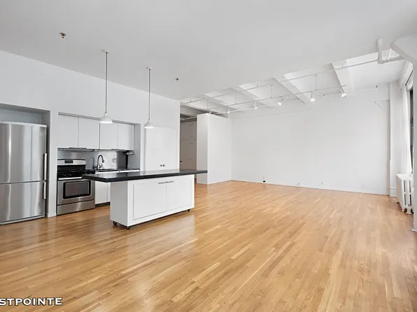 448 West 37th Street image 2 of 8