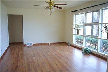 4th image of 5797 Lake St