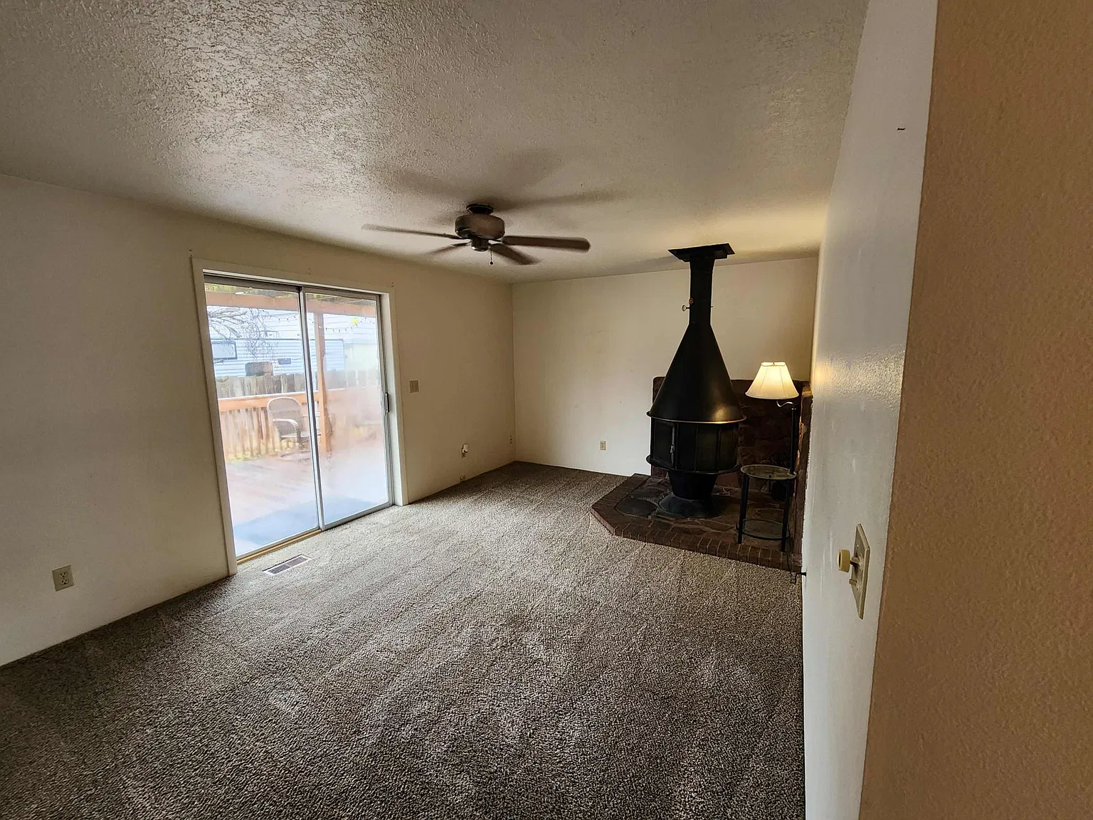 2 bed, 1234 sqft, $1,750 — Photo 3