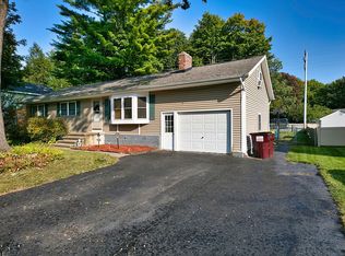 10 Dublin Dr, Ballston Spa, NY 12020