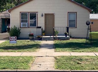 1218 E 6th St, North Platte, NE 69101
