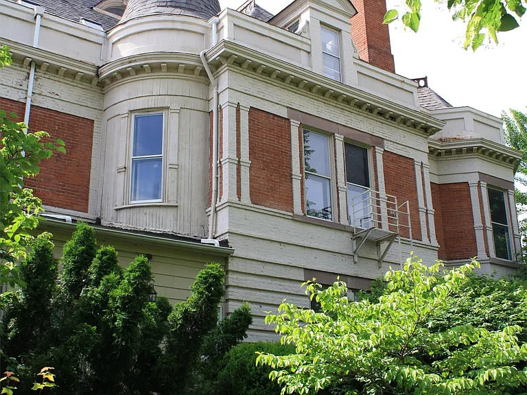 757 East Ave — Photo 12