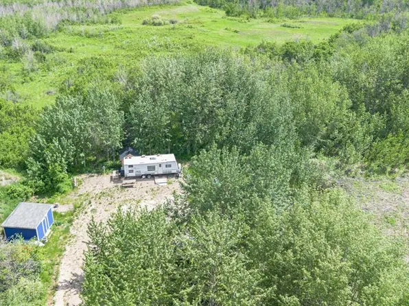 5 Mackenzie Way, White Sands, AB T0C 3B0