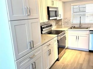 1028 Apollo Beach Blvd APT 111, Apollo Beach, FL 33572