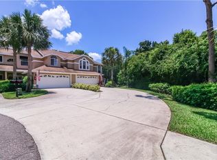 1910 Northfork Cir, Clearwater, FL 33760