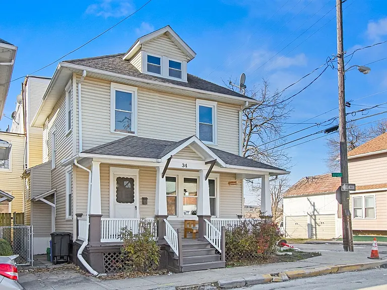 34 S Royal St — Photo 3
