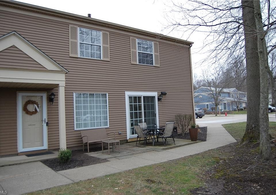 1st image of 54 Firebush Ln