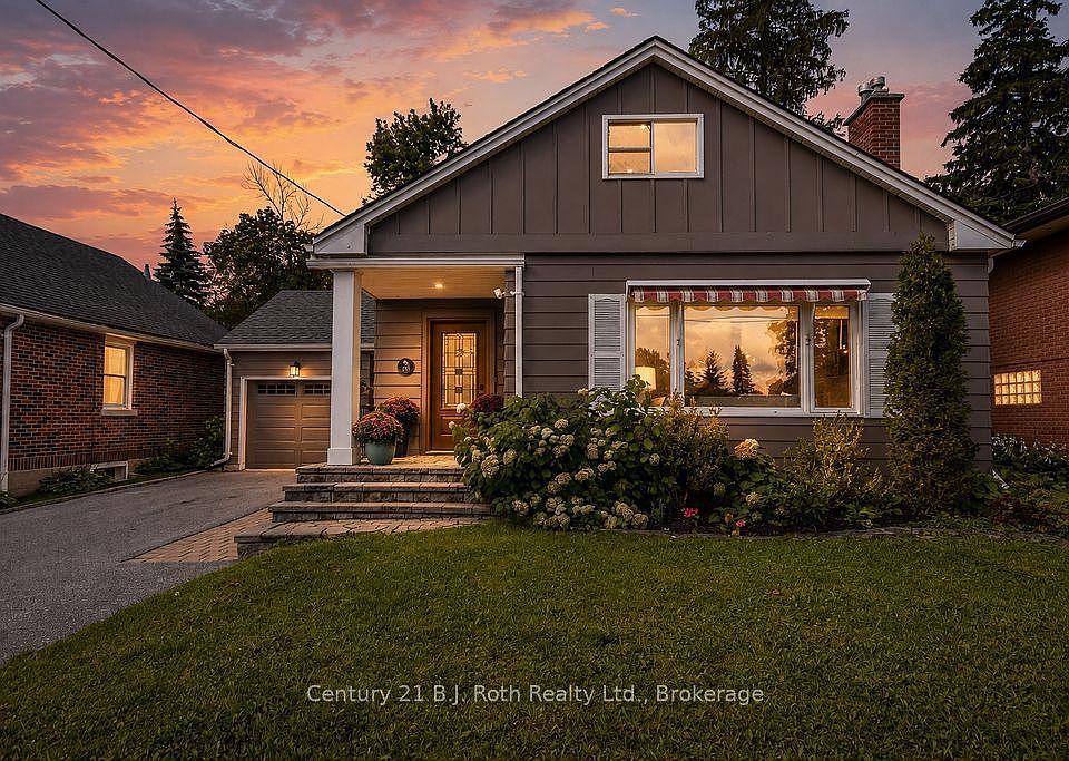 1st image of 157 Parkview Ave