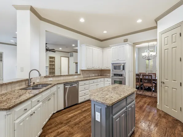 117 Portside Dr, Coppell, TX 75019