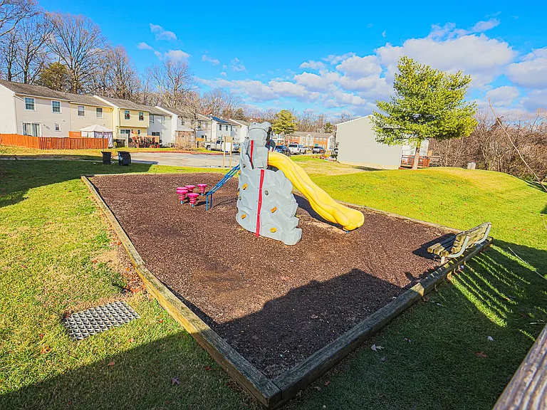 14 Luffing Ct — Photo 10