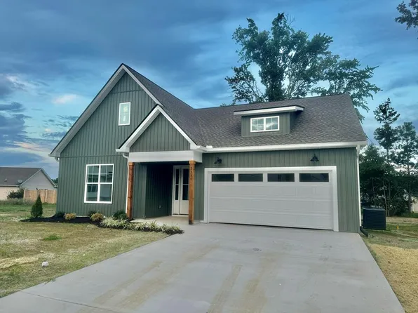 2299 Lopez Ct, Cookeville, TN 38506