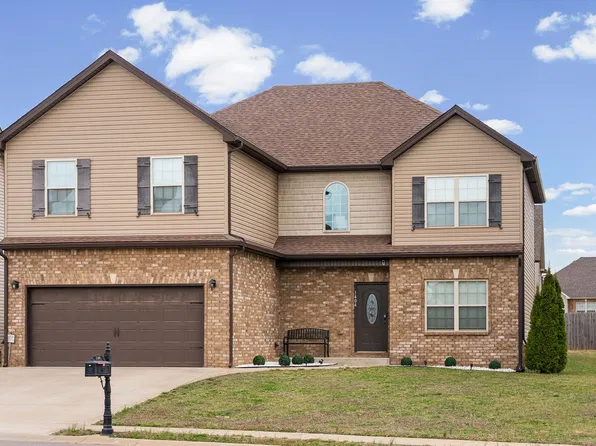 1404 Kingbird Dr, Clarksville, TN 37040