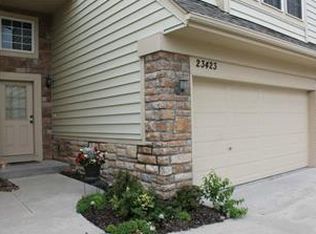 23423 W 89th Ter, Lenexa, KS 66227