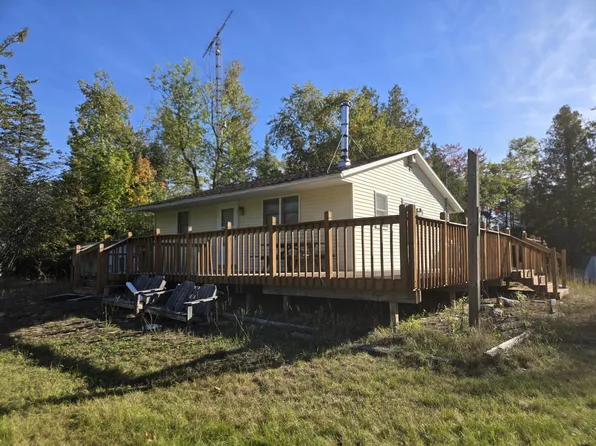 5971 E Point Rd, Harrisville, MI 48740
