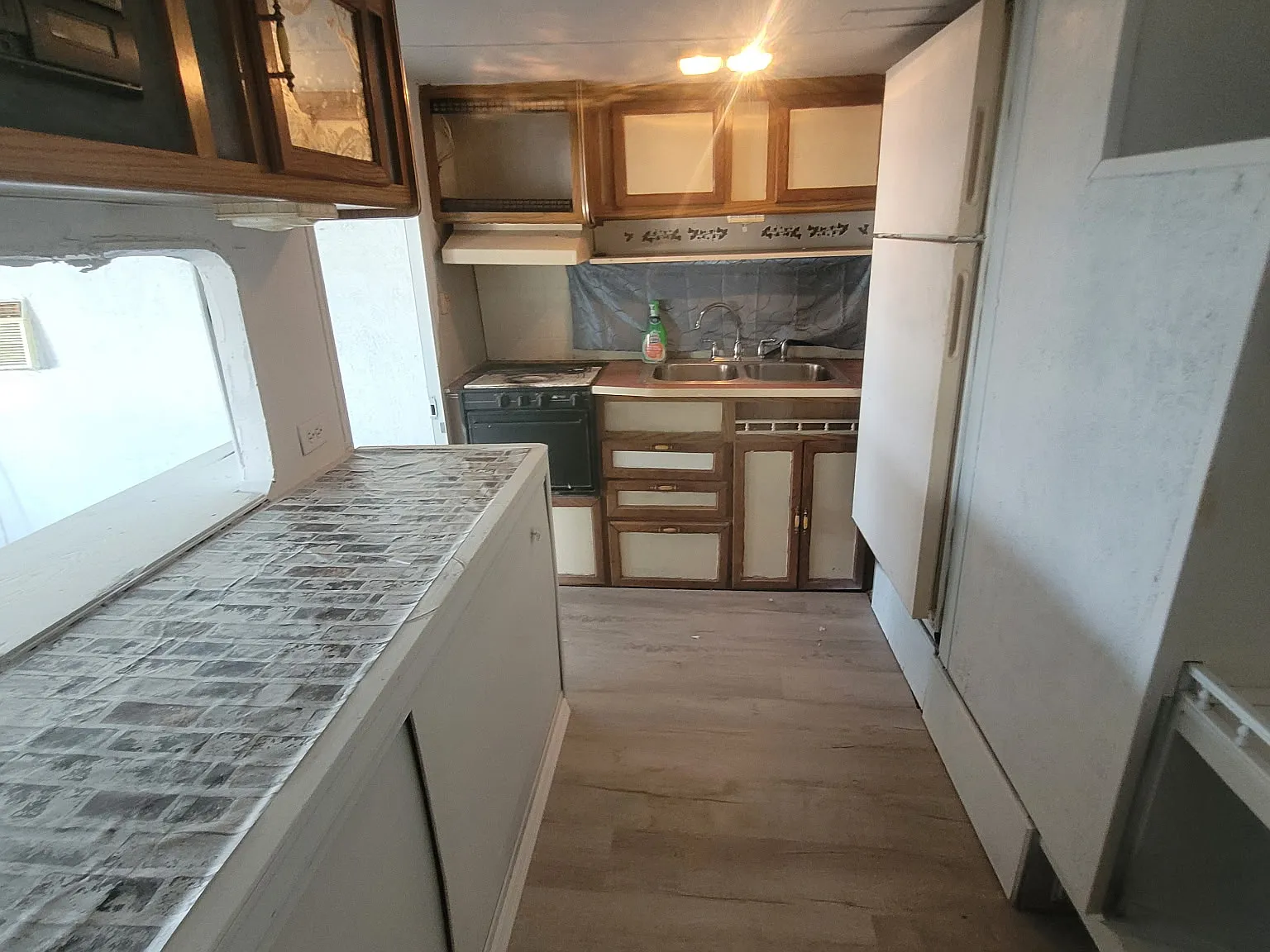 1 bed, 550 sqft, $887 — Photo 2