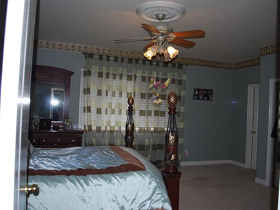 5th image of 7824 Michigan Dr