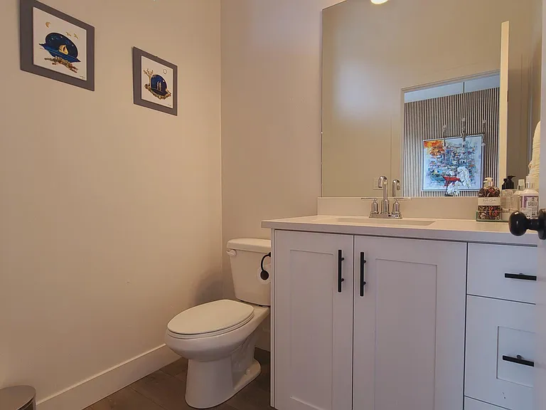 336 E Tri Ln — Photo 16