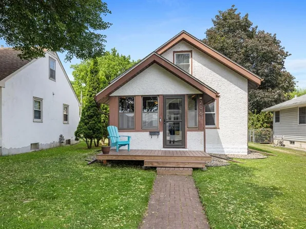206 14th Ave S, South Saint Paul, MN 55075