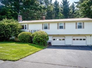 35 Kittredge Dr, Westfield, MA 01085