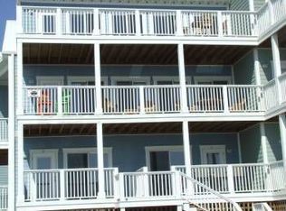 600 Brunswick St #8, Southport, NC 28461