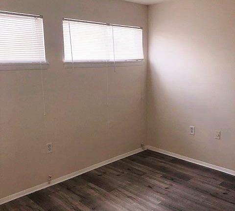 5th image of 1828 Warringwood Dr
