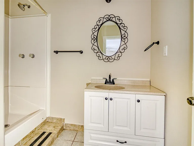 3902 Chapman St #1/2 — Photo 10