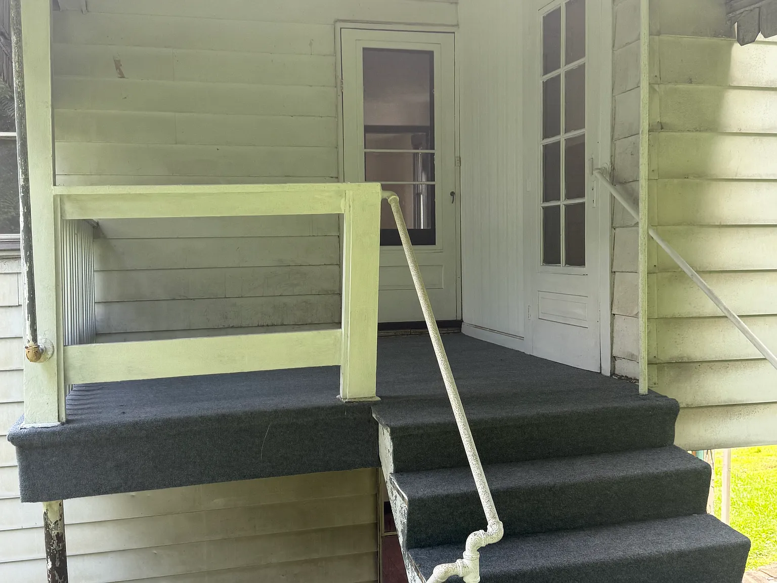 2 bed, 1200 sqft, $1,425 — Photo 1