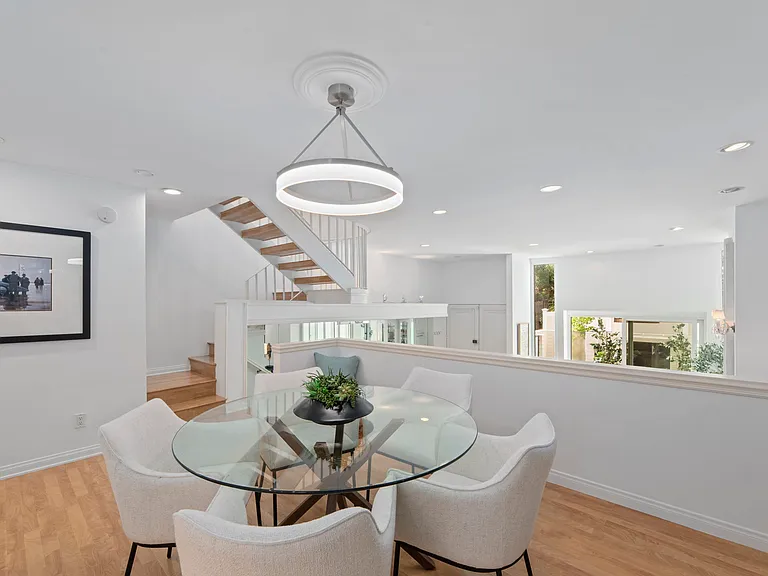9501 W Olympic Blvd — Photo 12