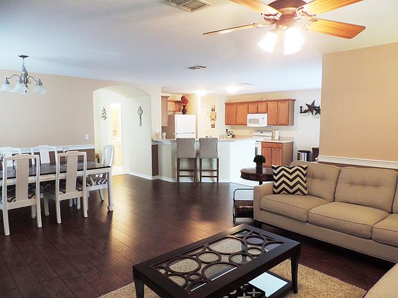 3rd image of 12648 Chenwood Ave
