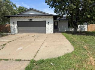 1044 S Beech St, Wichita, KS 67207