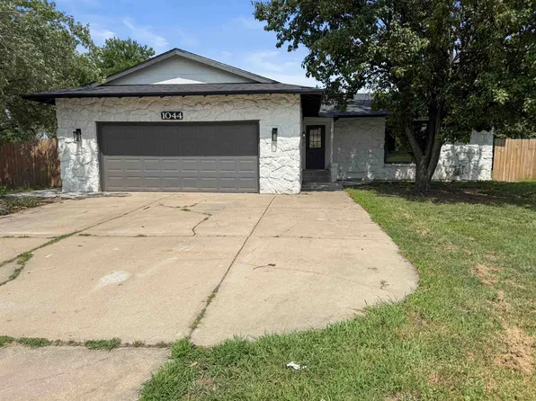 1044 S Beech St, Wichita, KS 67207