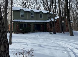 30249 Westgate Rd, Farmington Hills, MI 48334