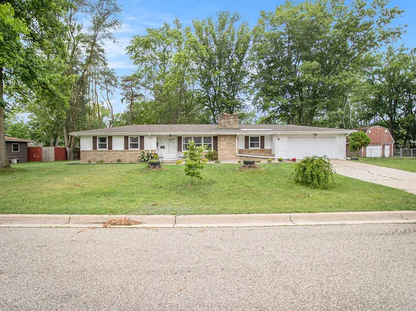 111 Starlight St, Springfield, MI 49037