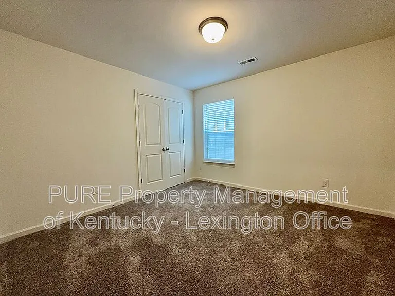 852 Halford Pl — Photo 30