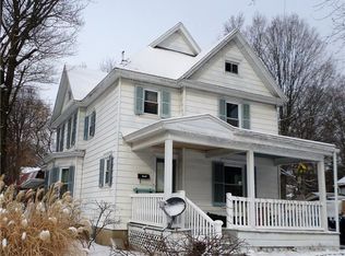 25 Geneva St, Bath, NY 14810