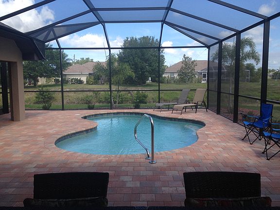 2nd image of 218 Broadmoor Ln