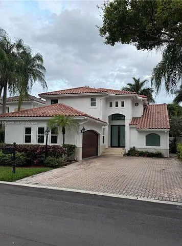 4499 NW 93rd Doral Ct