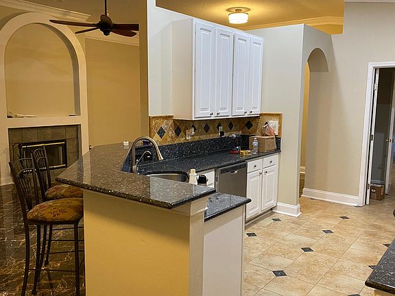 5th image of 10649 Brighton Hill Cir N