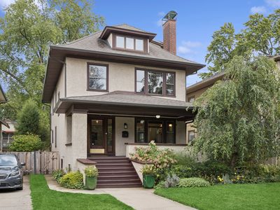 136 S Taylor Ave, Oak Park, IL, 60302