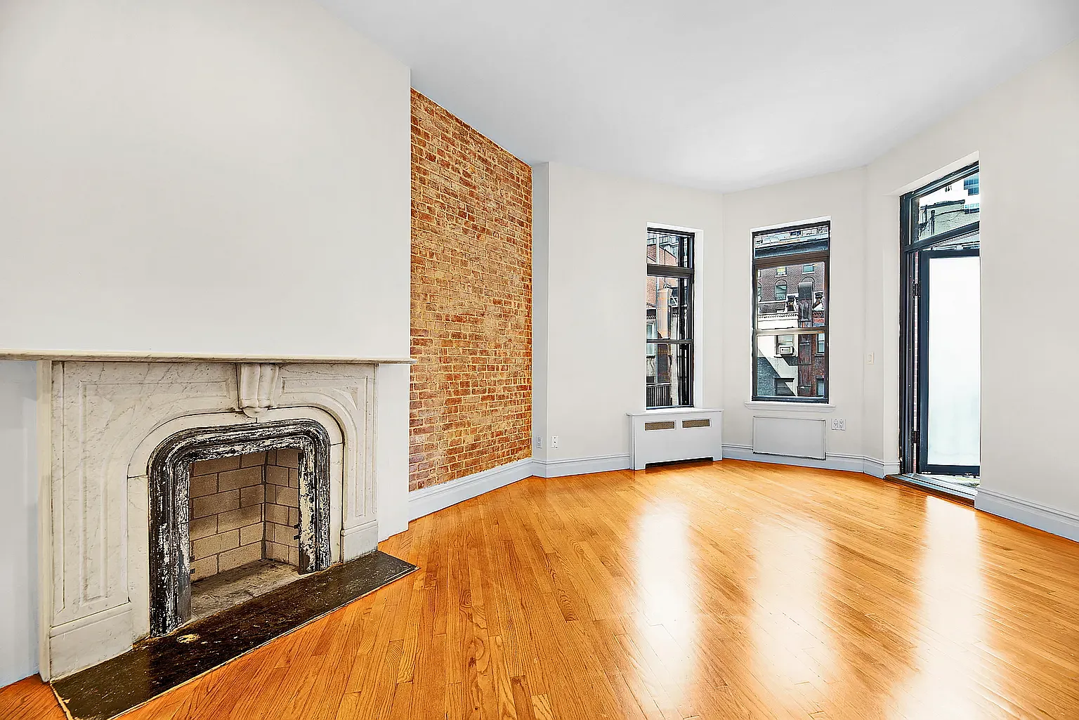 37 West 54th Street — Photo 1