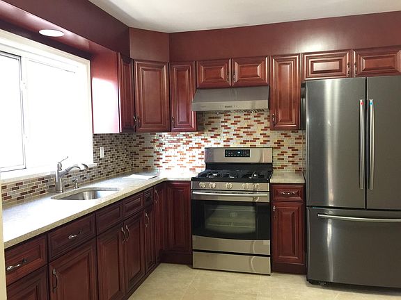 4th image of 4581 Browvale Ln #0