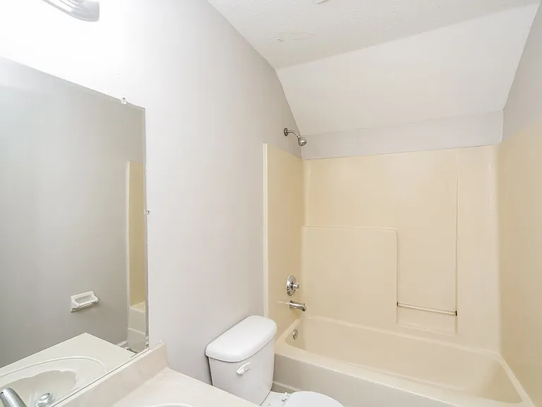 4880 Briona St — Photo 16