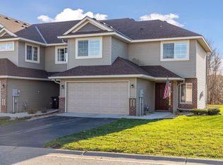 19519 Prairieview Dr, Rogers, MN 55374