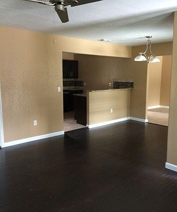 3rd image of 406 S MARCHMONT