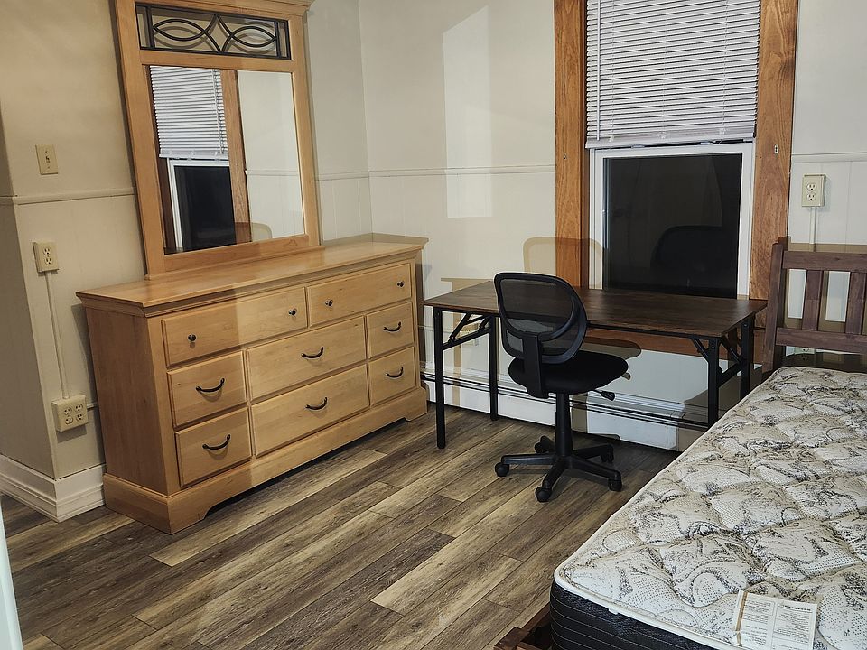 1st image of 87 Branch St #2D