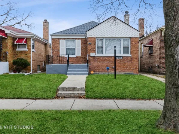 9749 S Ingleside Ave, Chicago, IL 60628