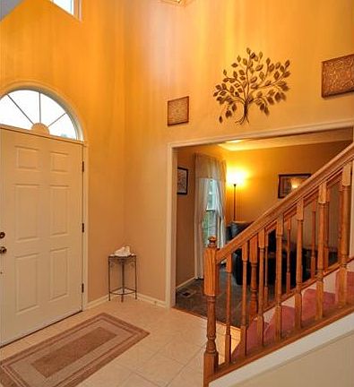 3rd image of 119 Stonewood Dr