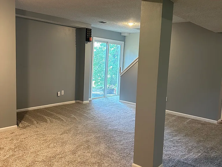 8712 N Pomona Ave — Photo 12